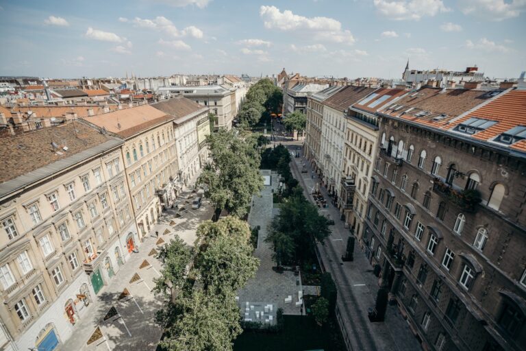Jókai tér - A magyar irodalom tere