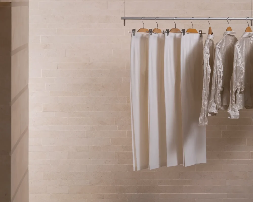 9E3C46C9-D535-471E-8147-EDBF58449227image